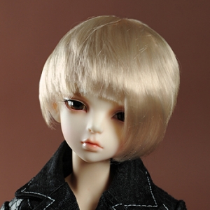 (7-8) Layerd Cut Wig (Blonde)